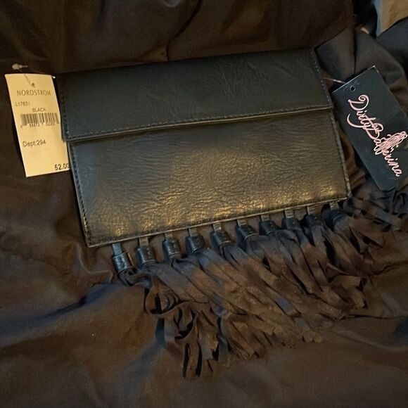 Black fringe stud pouch - Picture 3 of 3